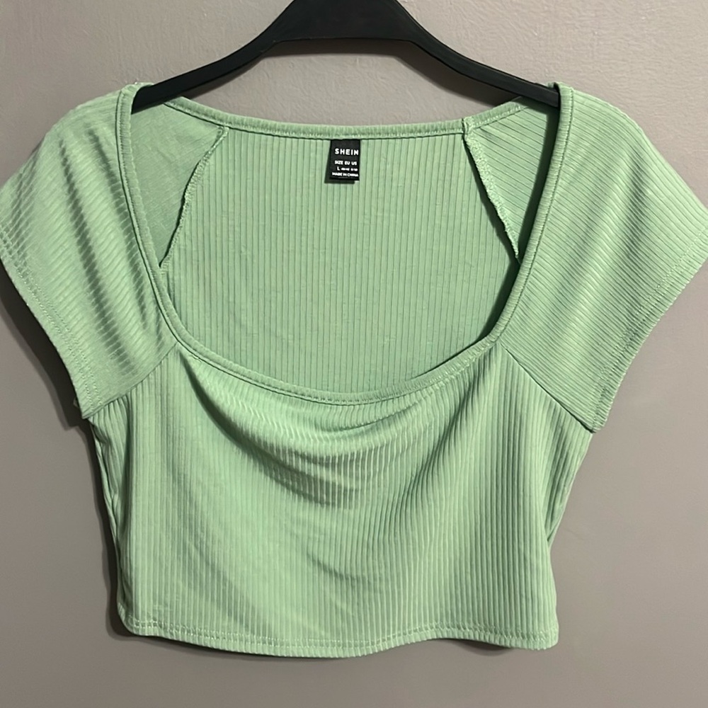 Shein Crop Tee